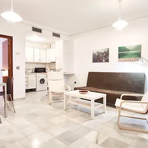 tranquilo-apartamento-en-el-corazon-de-triana.es-andalucia.com/